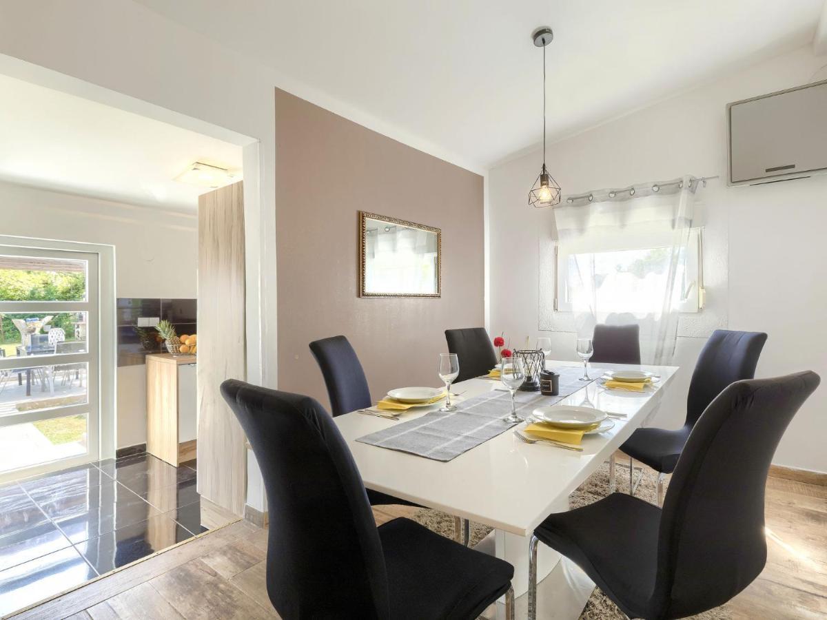 Holiday Home Alma By Interhome Sisan Ngoại thất bức ảnh