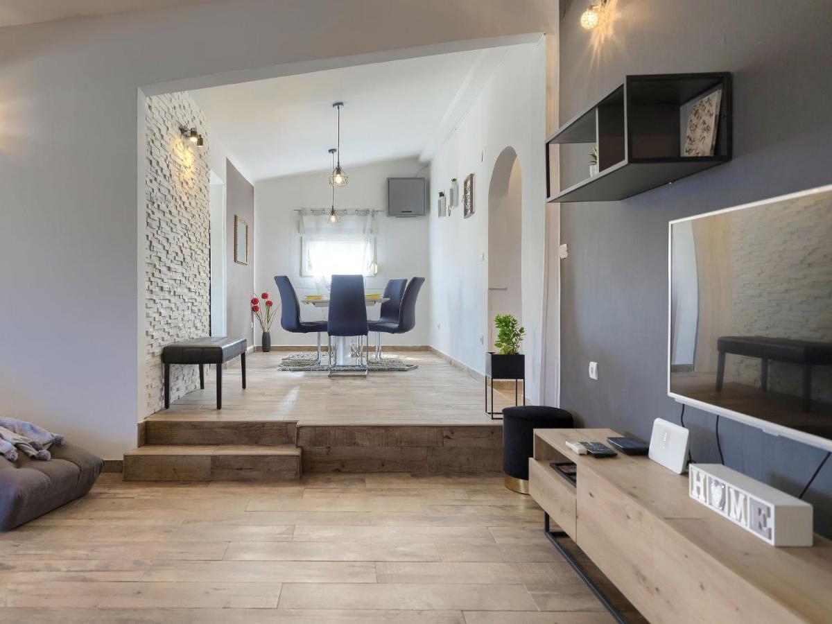Holiday Home Alma By Interhome Sisan Ngoại thất bức ảnh